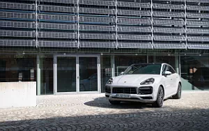   Porsche Cayenne E-Hybrid Coupe SportDesign Package - 2020