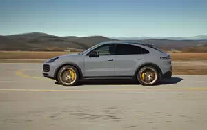   Porsche Cayenne Turbo GT - 2021