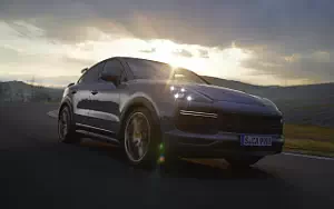   Porsche Cayenne Turbo GT - 2021