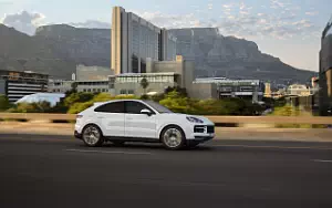   Porsche Cayenne E-Hybrid Coupe - 2023