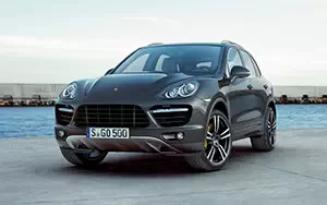   Porsche Cayenne Turbo - 2010