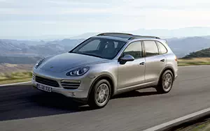   Porsche Cayenne - 2010