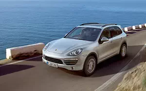   Porsche Cayenne - 2010