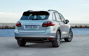   Porsche Cayenne - 2010