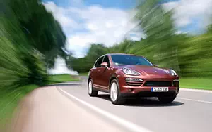   Porsche Cayenne - 2010