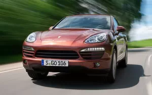   Porsche Cayenne - 2010