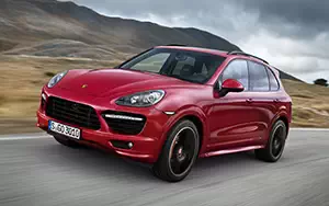   Porsche Cayenne GTS - 2012