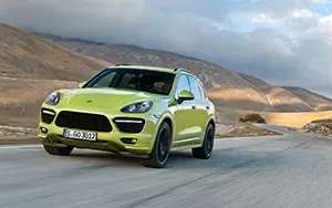   Porsche Cayenne GTS - 2012