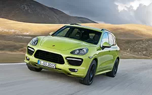   Porsche Cayenne GTS - 2012