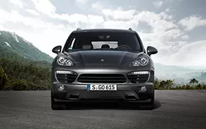   Porsche Cayenne S Diesel - 2012