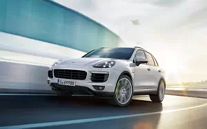   Porsche Cayenne S E-Hybrid - 2014