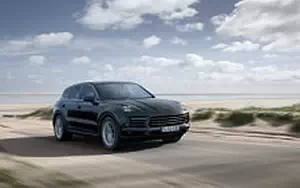   Porsche Cayenne - 2017