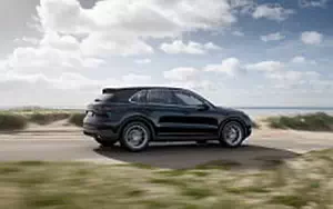   Porsche Cayenne - 2017