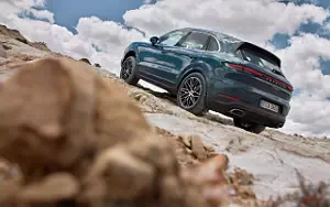   Porsche Cayenne - 2023