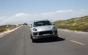   Porsche Macan Turbo (Dolomite Silver Metallic) - 2019