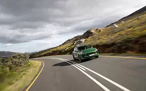   Porsche Macan Turbo (Mamba Green Metallic) - 2019