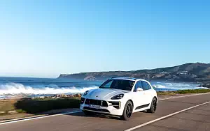   Porsche Macan GTS (Carrara White Metallic) - 2020