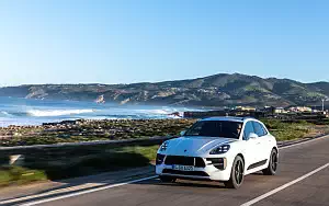   Porsche Macan GTS (Carrara White Metallic) - 2020