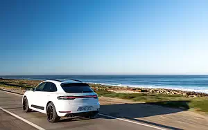   Porsche Macan GTS (Carrara White Metallic) - 2020