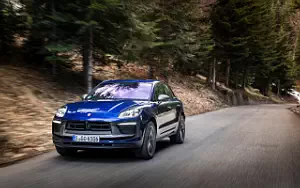   Porsche Macan T (Gentian Blue Metallic) - 2022