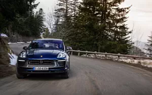   Porsche Macan T (Gentian Blue Metallic) - 2022