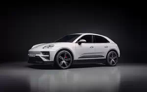   Porsche Macan Turbo - 2024