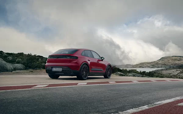 ���� ���������� Porsche Macan GTS - 2025