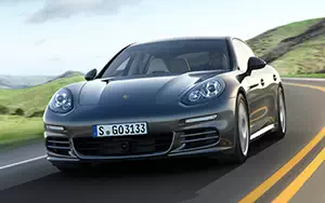   Porsche Panamera 4S - 2013