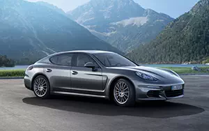   Porsche Panamera Diesel - 2013