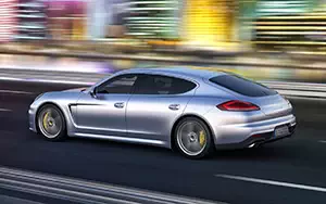   Porsche Panamera Turbo Executive - 2013