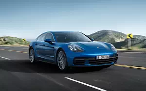   Porsche Panamera 4S - 2016