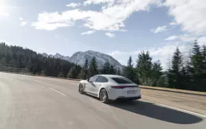   Porsche Panamera Turbo S E-Hybrid (Carrara White Metallic) - 2020