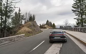   Porsche Panamera Turbo S E-Hybrid Executive (Volcano Grey Metallic) - 2020