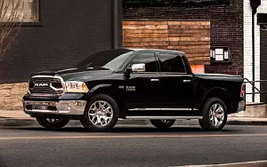   Ram 1500 Laramie Limited Crew Cab - 2015