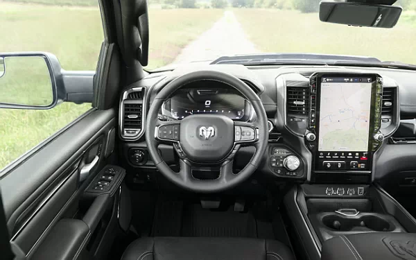 ���� ���������� Ram 1500 Rebel (Billet Silver Metallic/Diamond Black) - 2024