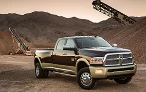   Ram 3500 Laramie Longhorn Crew Cab - 2013