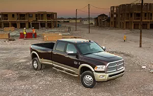   Ram 3500 Laramie Longhorn Crew Cab - 2013