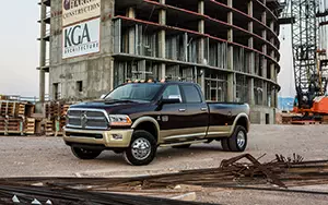   Ram 3500 Laramie Longhorn Crew Cab - 2013