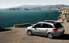   Renault Clio Estate - 2011