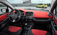   Renault Clio - 2012