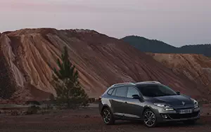   Renault Megane Estate - 2012
