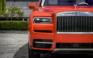   Rolls-Royce Cullinan Fux Orange - 2019
