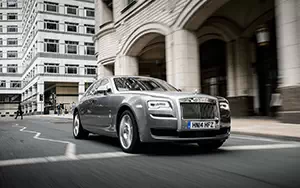   Rolls-Royce Ghost - 2014