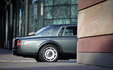   Rolls-Royce Phantom - 2003