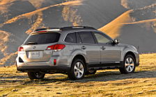  Subaru Outback 3.6R Limited - 2010