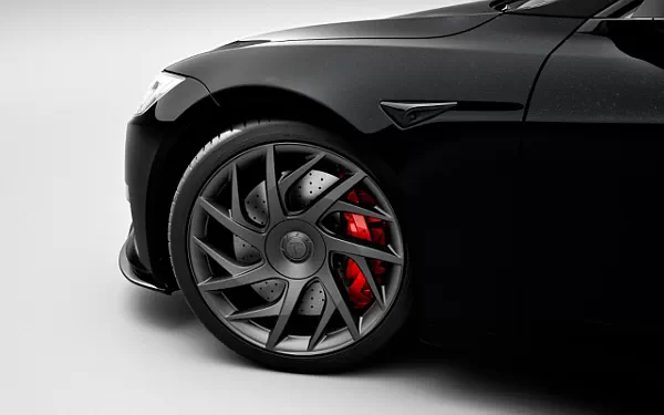 ���� ���������� Tesla Model S Plaid - 2025