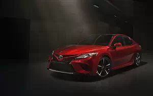   Toyota Camry XSE US-spec - 2017