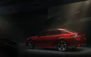   Toyota Camry XSE US-spec - 2017
