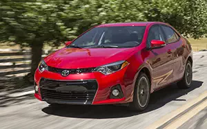   Toyota Corolla S US-spec - 2014