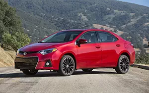   Toyota Corolla S US-spec - 2014